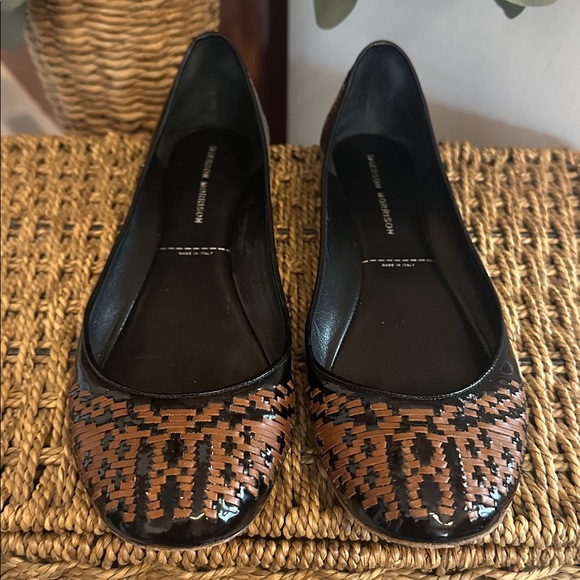 Sigerson Morrison women’s Black Brown weave Patent leather 8.5 ballet Flats - Picture 2 of 12